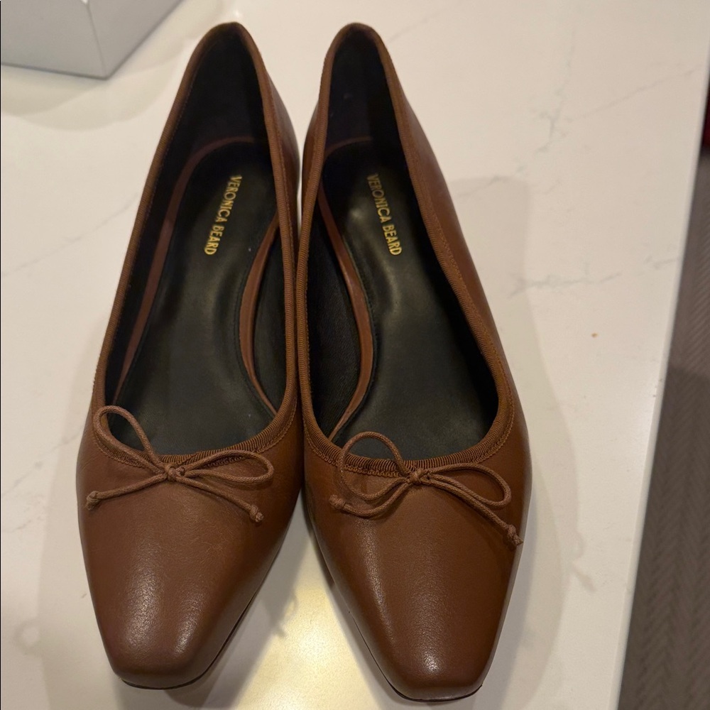 Veronica Beard Vero Brown Leather shoe